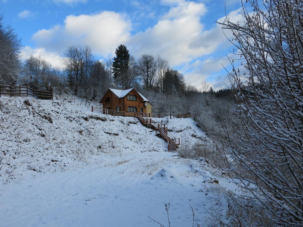 Cottage Goyra Yaremche Ngoại thất bức ảnh